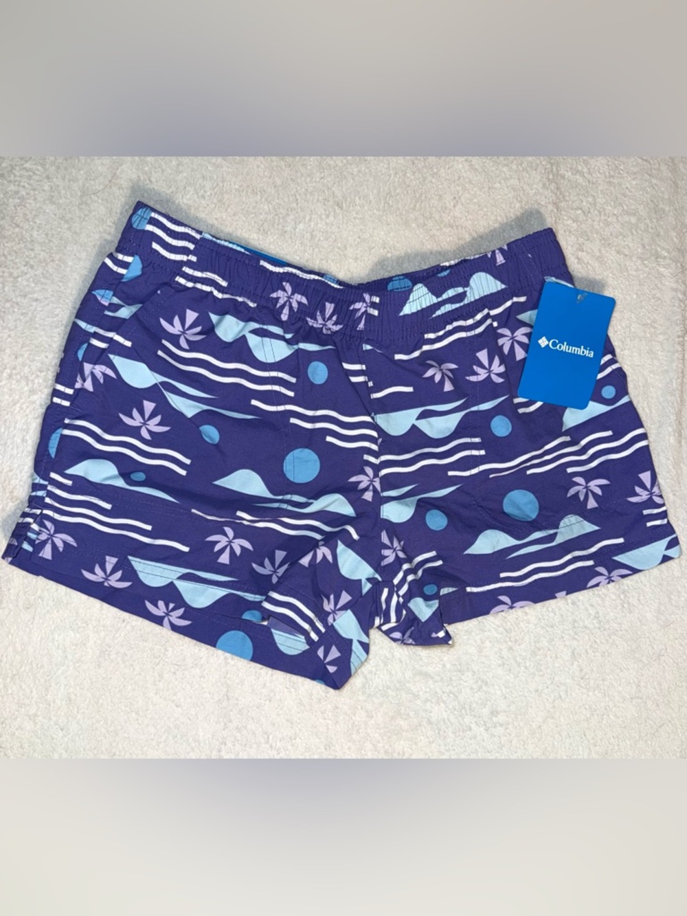 Columbia Women’s Sandy River II printed mid rise shorts, size XS, NWT
